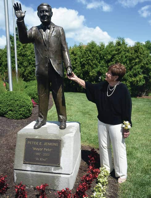 Mayor Pete' statue unveiled - Miami Valley Today