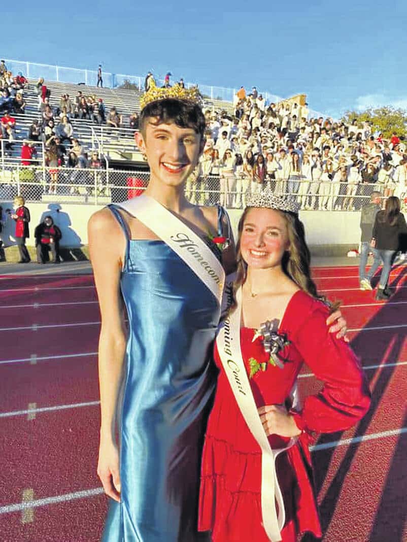 129842195 Web1 2022 Troy Homecoming Royalty 